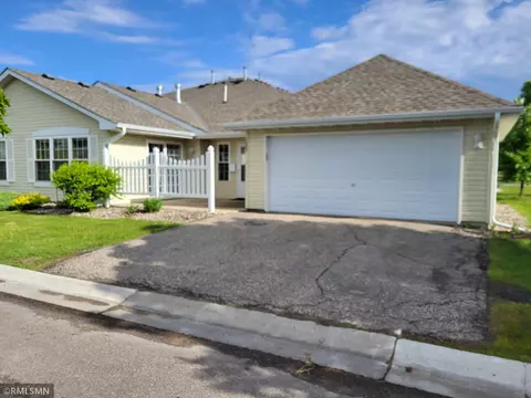 1085 Whiteowl Trl SW # 14, Hutchinson, MN 55350