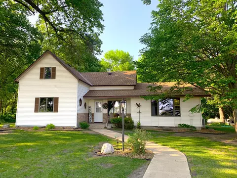 2765 390th St, Boyd, MN 56218