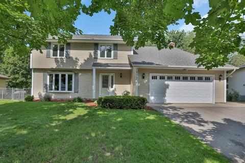 10456 Xylon Rd S, Bloomington, MN 55438