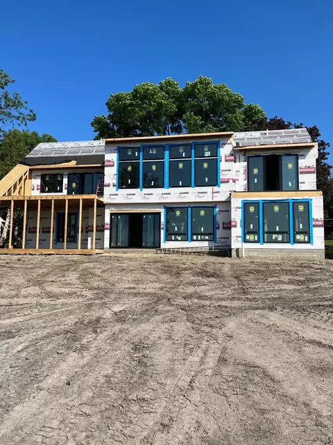 4937 Bartlett Blvd, Mound, MN 55364