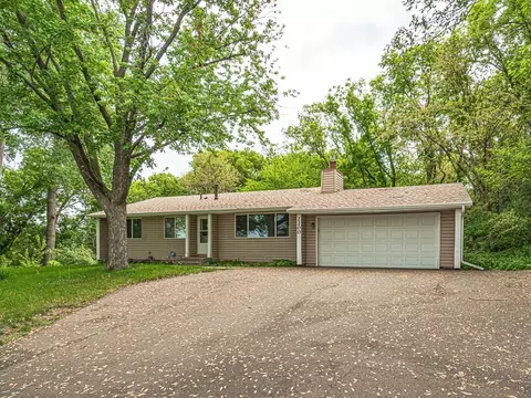 2200 Horizon Rd, Burnsville, MN 55337