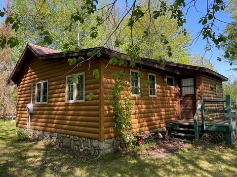 17883 Lakeshore Dr, Grand Rapids, MN 55744