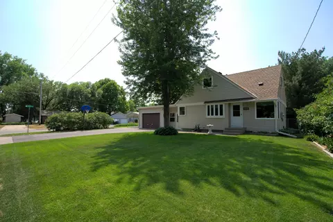13228 Flora St NW, Coon Rapids, MN 55448