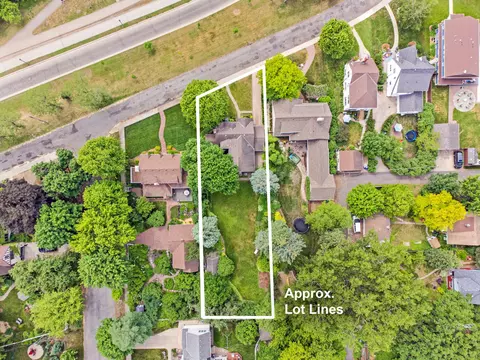 1332 Como Blvd E, Saint Paul, MN 55117 photo 36