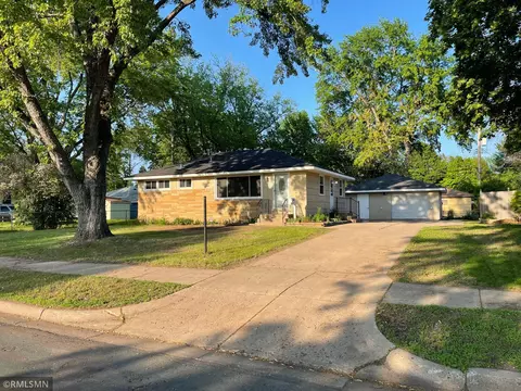 6430 Unity Ave N, Brooklyn Center, MN 55429
