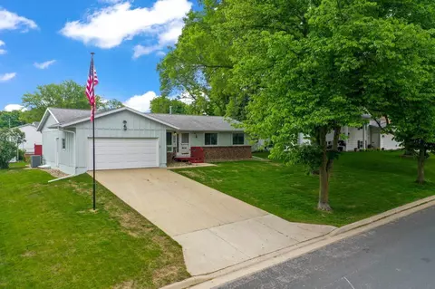 500 10th Ave NE, Stewartville, MN 55976