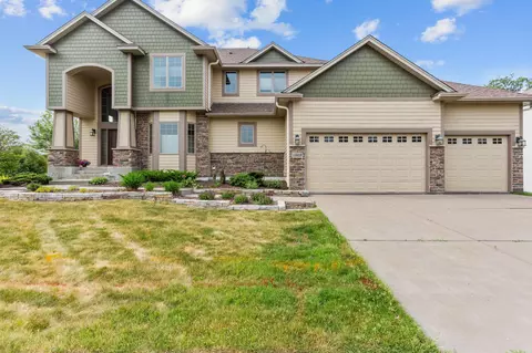 18889 100th Ave N, Maple Grove, MN 55311