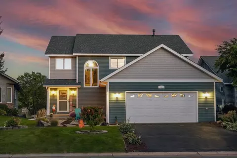 15844 Hyland Pointe Ct, Apple Valley, MN 55124