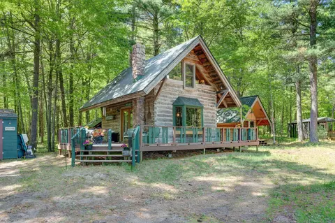 7427 Backwoods Dr, Siren, WI 54872