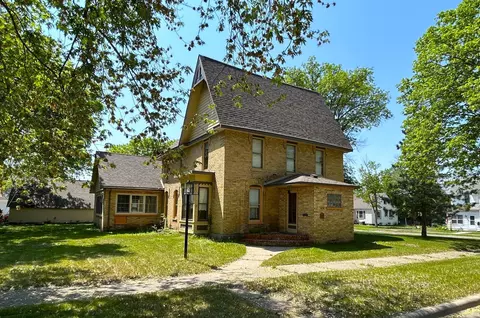 150 W Rooney Ave, Appleton, MN 56208