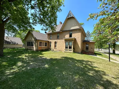 150 W Rooney Ave, Appleton, MN 56208 photo 5