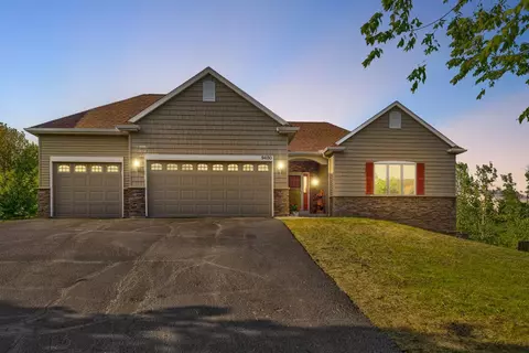 9480 Pheasant Xing, Minnetrista, MN 55375