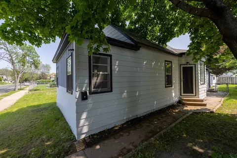 429 8th Ave S, South Saint Paul, MN 55075