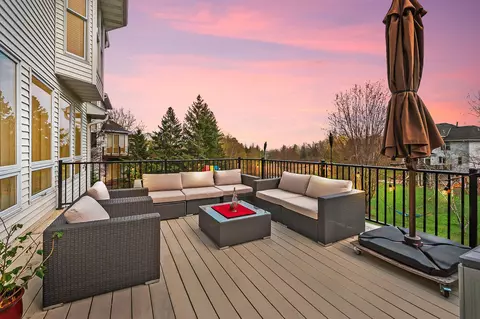 18637 Overland Trl, Eden Prairie, MN 55347