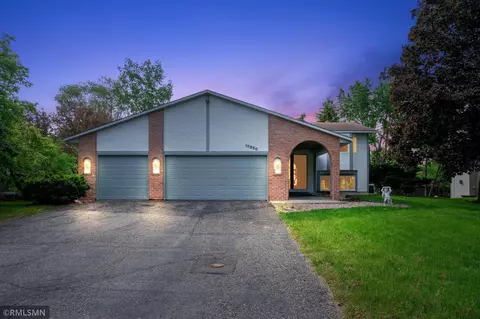 15650 Highview Ln, Apple Valley, MN 55124