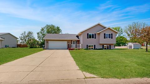 315 4th St SW, Clara City, MN 56222