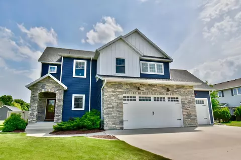1904 15th St S, Sartell, MN 56377