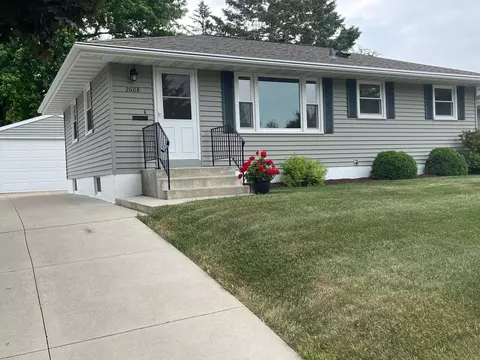 2608 13th Ave NW, Rochester, MN 55901
