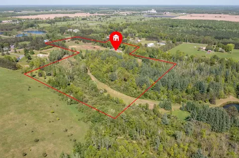 588 Old Trail Rd, Hinckley, MN 55037