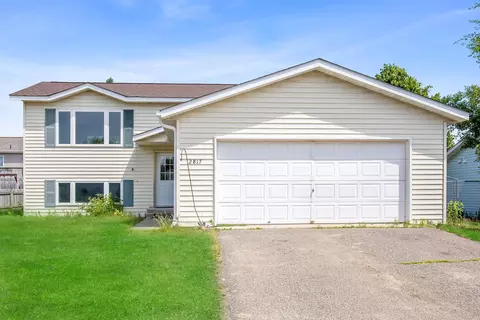 2817 Addison Ave, Brainerd, MN 56401