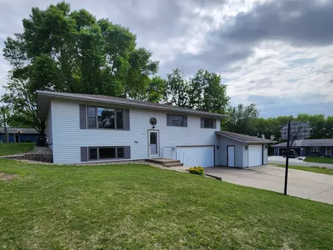 100 Inner Dr, Montgomery, MN 56069
