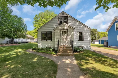 304 7th St N, Kerkhoven, MN 56252