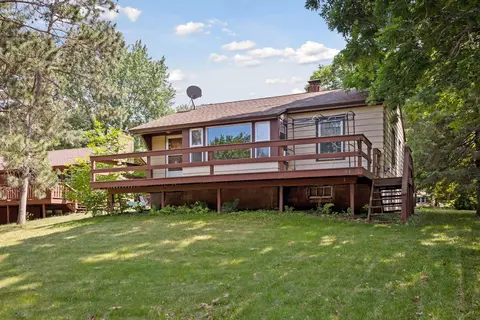944 8th Ave SE, Forest Lake, MN 55025