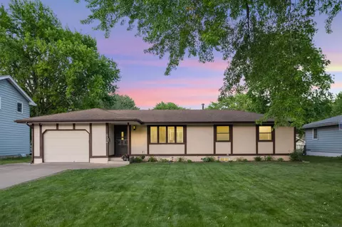 5336 Rhode Island Ave N, New Hope, MN 55428