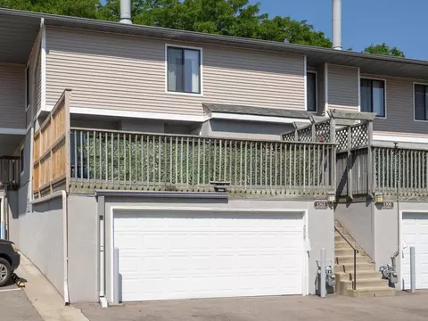 1312 Landmark Trl S, Hopkins, MN 55343