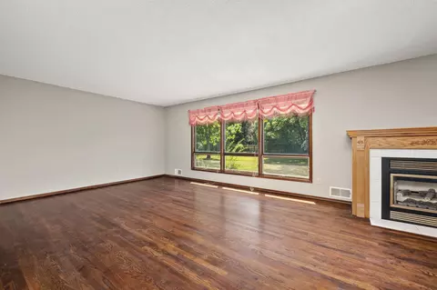 11021 W River Rd, Champlin, MN 55316 photo 4