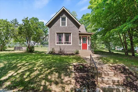 320 30th Ave N, Minneapolis, MN 55411