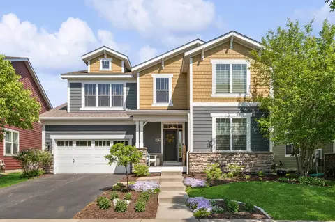 15862 Duxbury Ln, Apple Valley, MN 55124