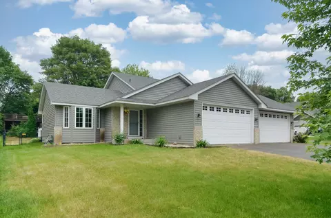 7902 Joseph Ct, Lino Lakes, MN 55014