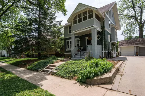 908 1st St SW, Rochester, MN 55902
