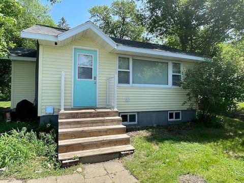 7460 36th St NE, Willmar, MN 56201