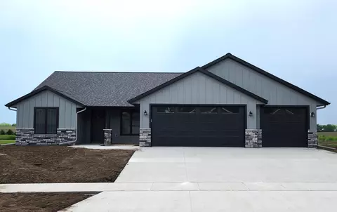 1300 15th St NE, Kasson, MN 55944