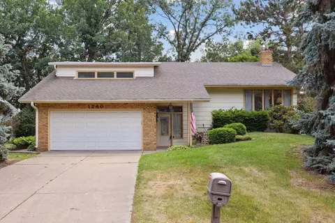 1240 Lincoln Ter, Columbia Heights, MN 55421