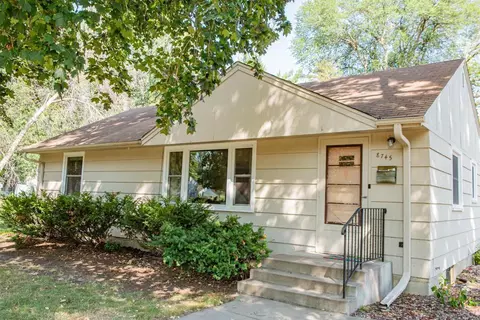 8745 Stevens Ave S, Bloomington, MN 55420