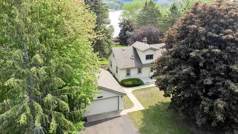 1581 14th Ave NW, New Brighton, MN 55112