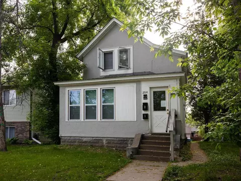 2514 Emerson Ave N, Minneapolis, MN 55411