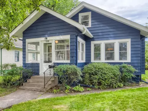 3332 33rd Ave S, Minneapolis, MN 55406