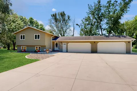 15407 89th St NE, Otsego, MN 55330