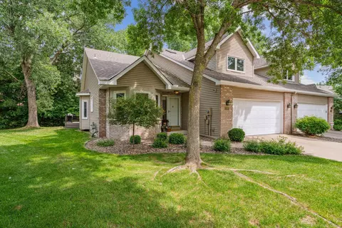 5960 Bren Cir, Minnetonka, MN 55343