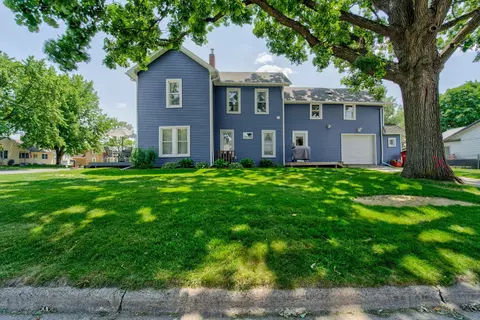 140 5th St NW, Plainview, MN 55964 photo 2