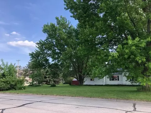 335 N Wabasha, Plainview, MN 55964