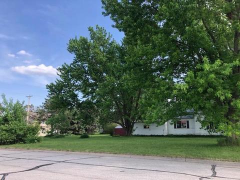 335 N Wabasha, Plainview, MN 55964