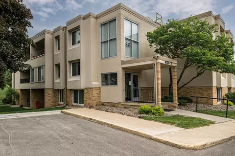 535 19th St NW #11, Rochester, MN 55901