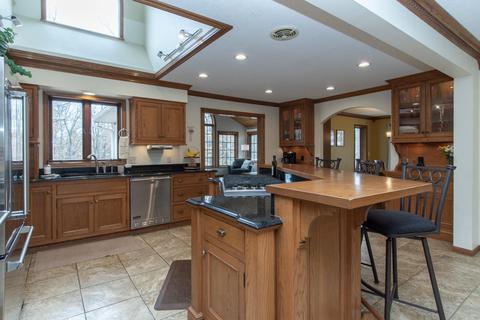 8437 Red Pine Cir, Baxter, MN 56425