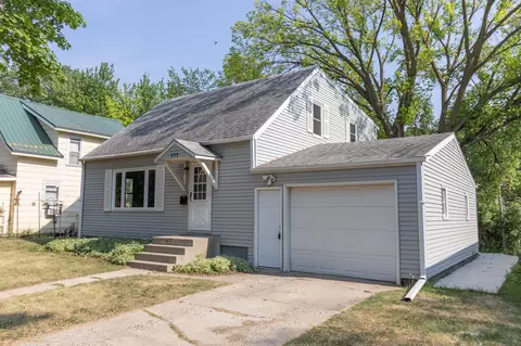 535 Spruce St, Fergus Falls, MN 56537