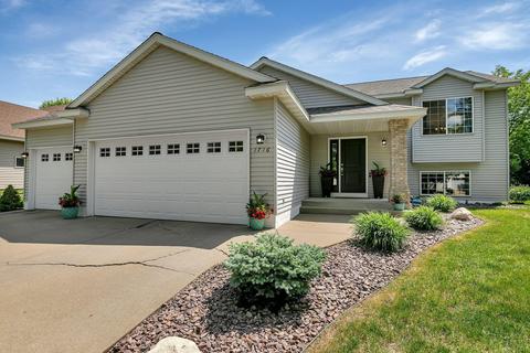 1716 Highland Trl, Saint Cloud, MN 56301